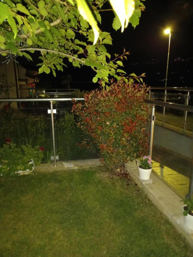 L'Angolo Di Ari Vaiano  外观 照片